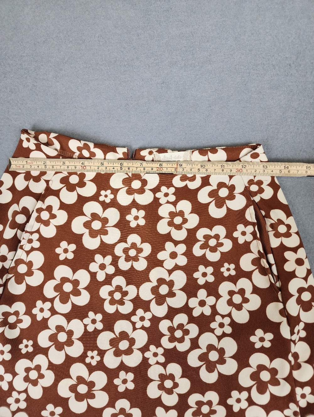 Altar'd State Brown & Cream Floral A-Line Mini Skirt Retro Style Small - Picture 8 of 10